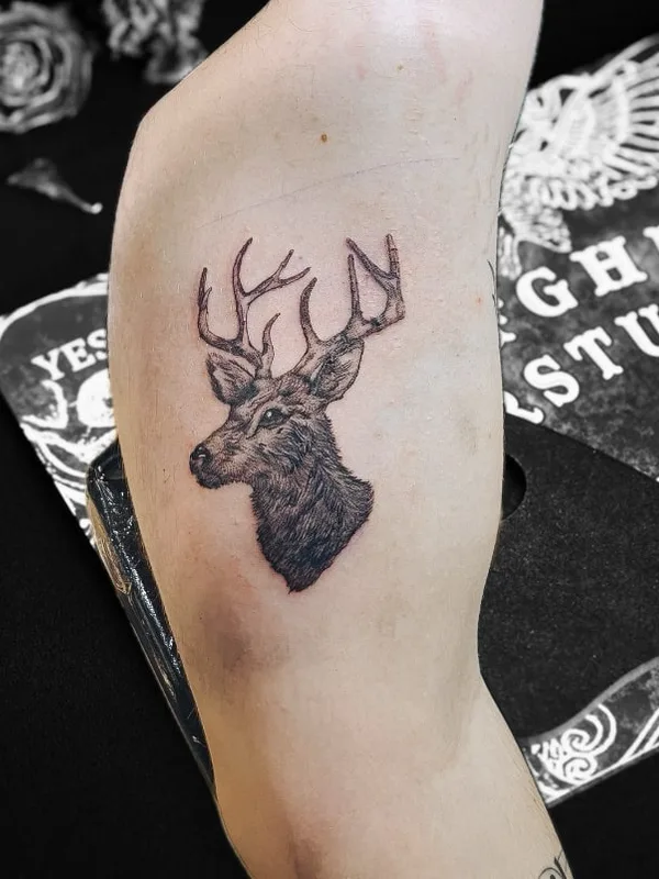 black and grey black and grey татуировка на upper arm #82924 | Тату мастер Yeni Adams