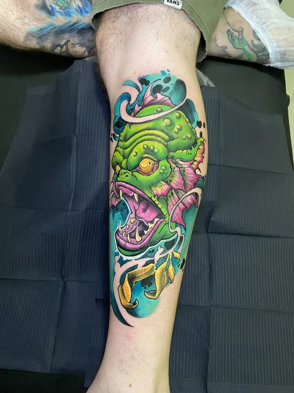 male color newschool Tatuagem em leg #83240 | Tatuador Layor Dau 