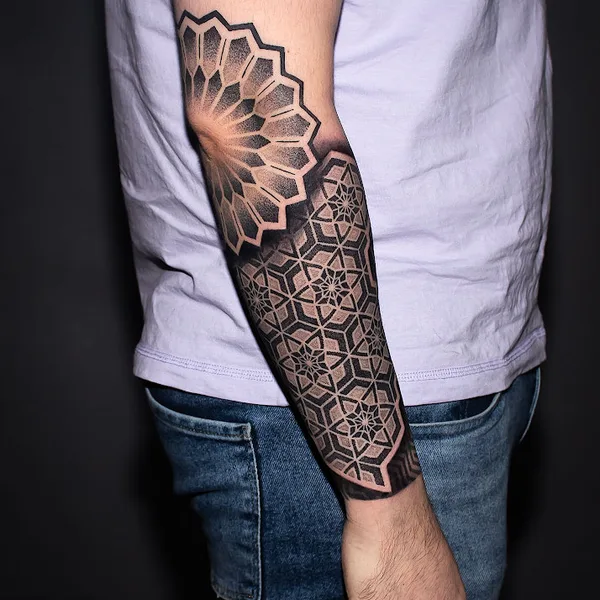 whipshading tattoo by Константин Овсянников in Moscow