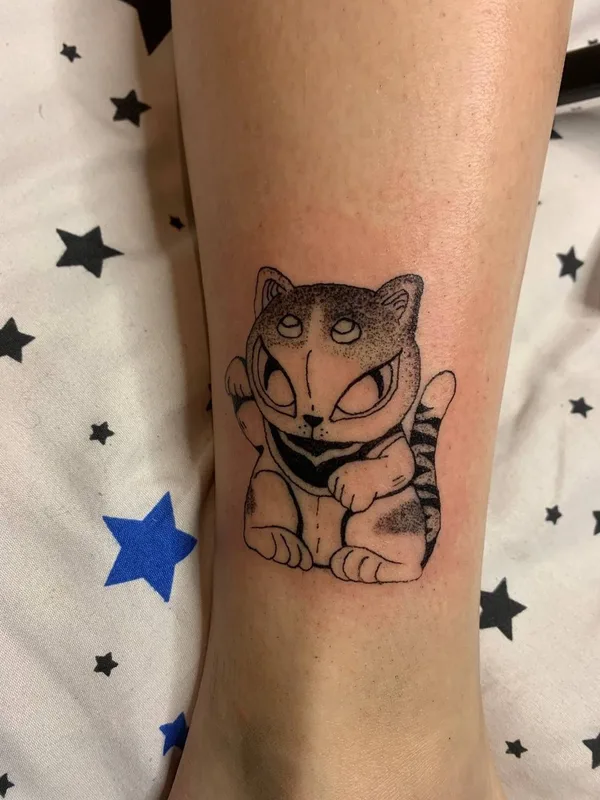female black blackwork татуировка на leg #83405 | Тату мастер Даниил Кюршев