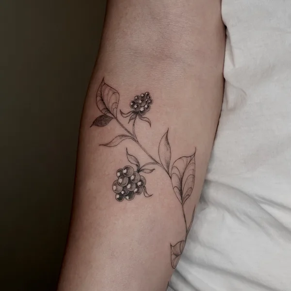 Ботаника tattoo by Daria Galina in Montréal