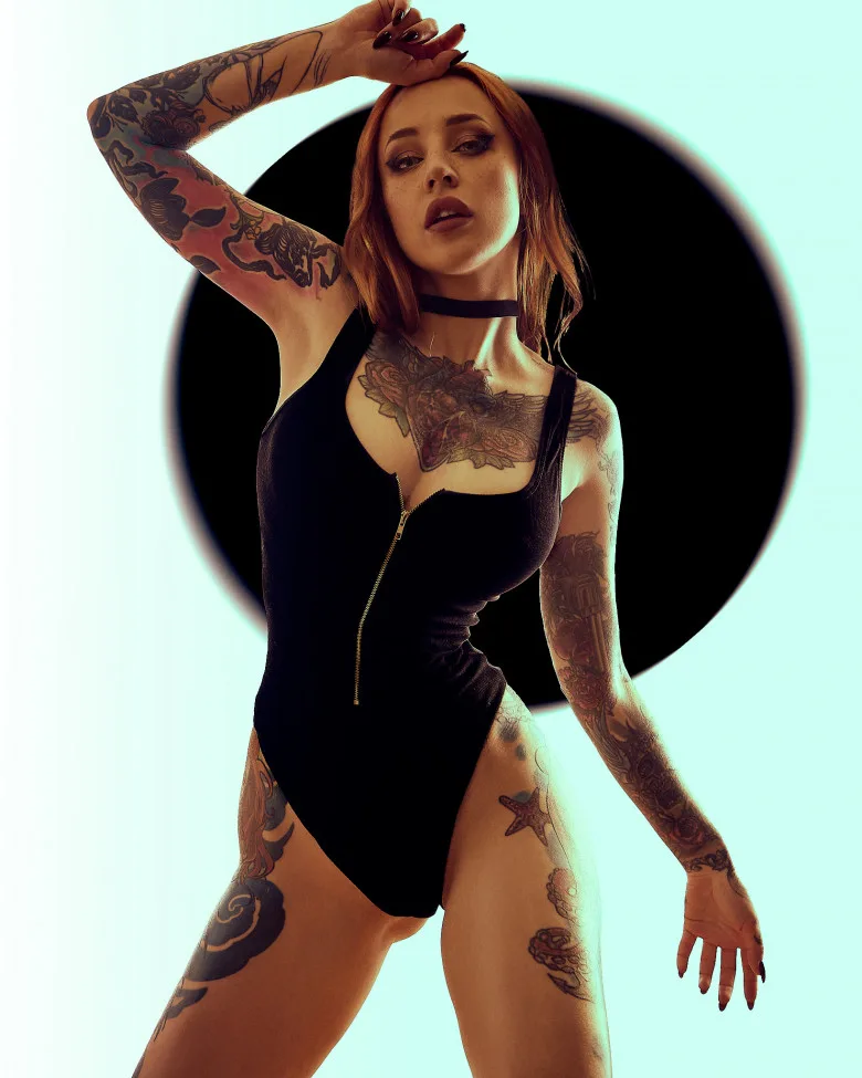 Hot tattoo model Yana Sinner in a photo shoot by Daniele Dentamaro - image 2