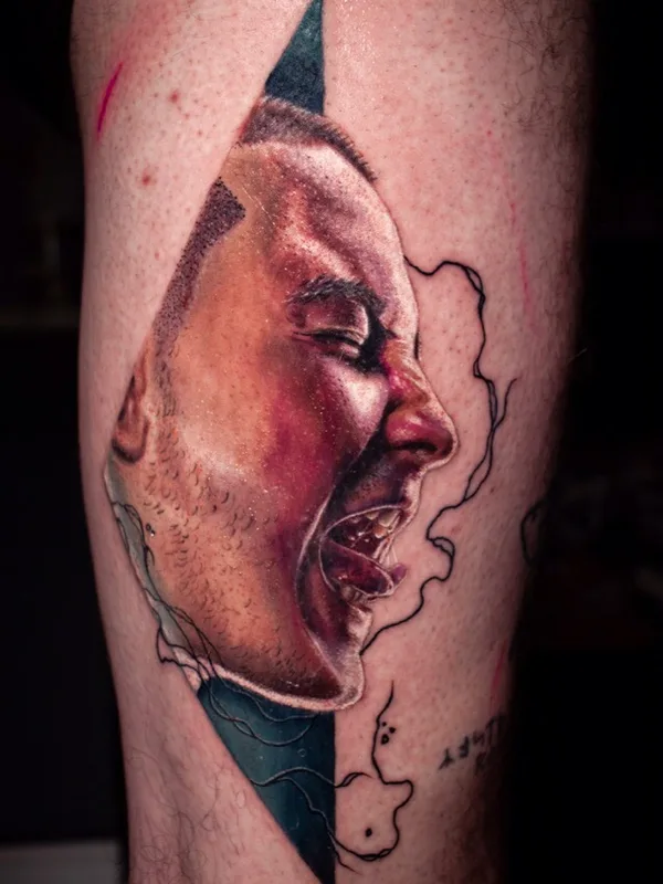 color realism Tatuagem em thigh #26307 | Tatuador Никита Пятницкий