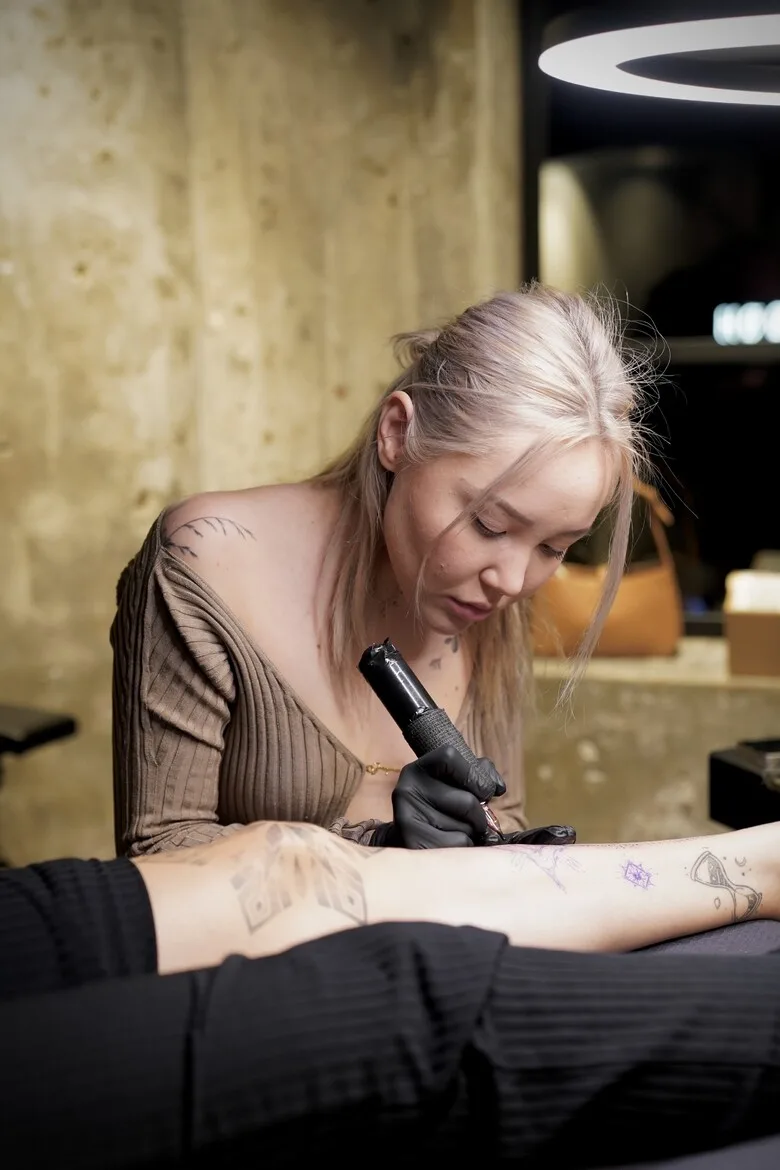 Fineline tattoos by Lass