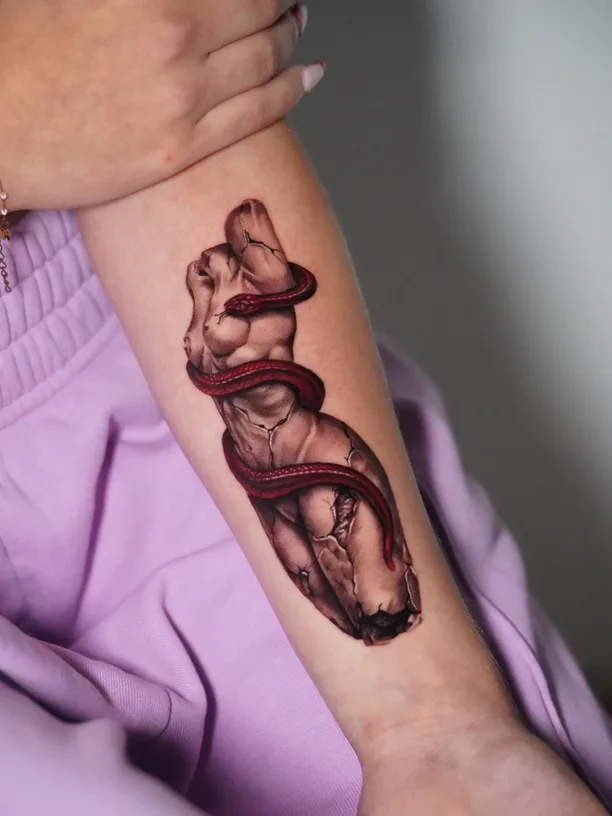 Sabrina One Percent Tattoo: From Roman Sculpture to Black and Grey Realism