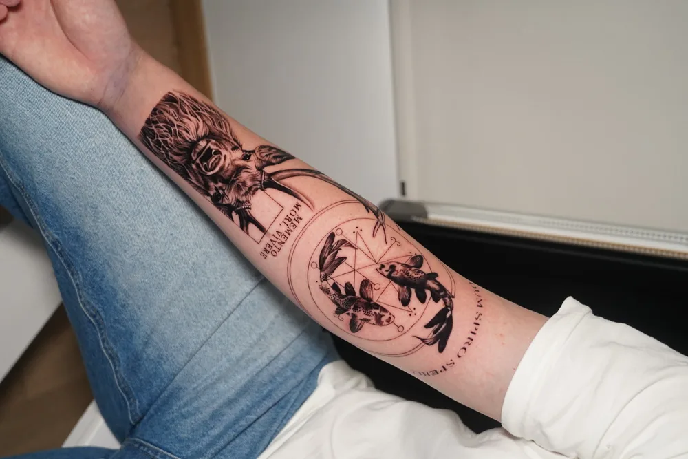 Sabrina One Percent Tattoo: From Roman Sculpture to Black and Grey Realism - image 16