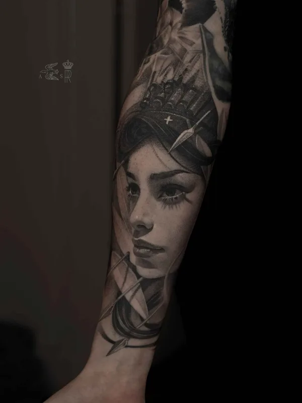 female black and grey realism 타투 부위 forearm #10102 | 타투이스트 Саша Сорса
