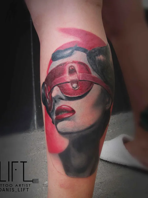 female color realism татуировка на calf #14203 | Тату мастер Danis Lift