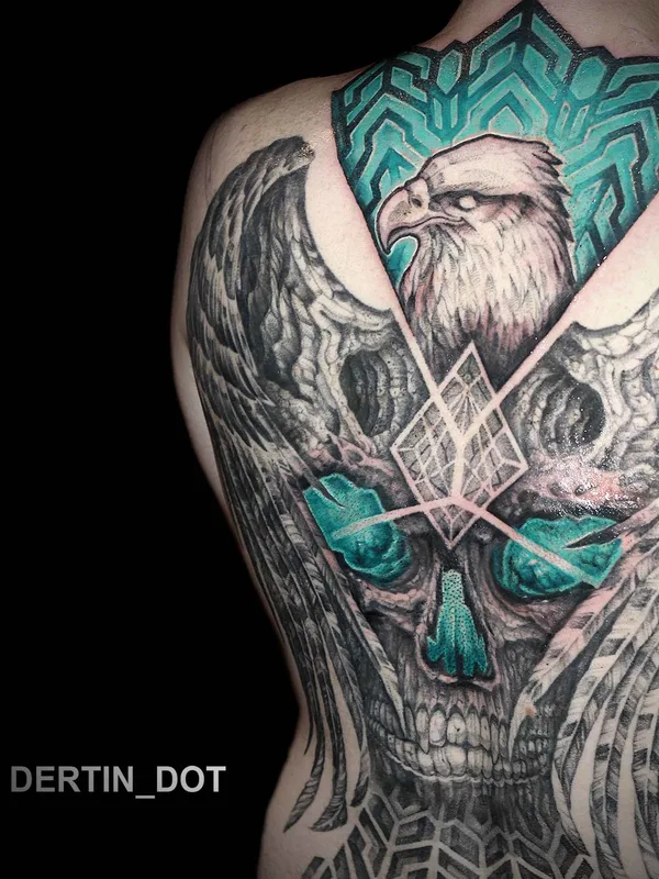 color black and grey Tatuaggio su upper back #15627 | Tatuatore Дёртин Антон