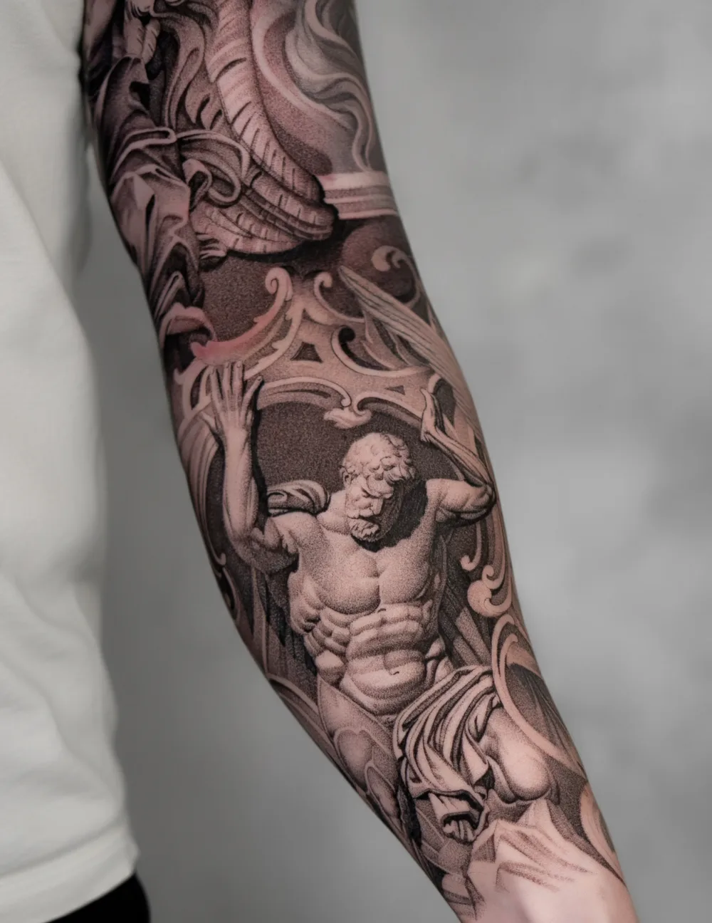 El "Imperio Romano" en los Tatuajes Monumentales de Evgeny Antsupov - image 4