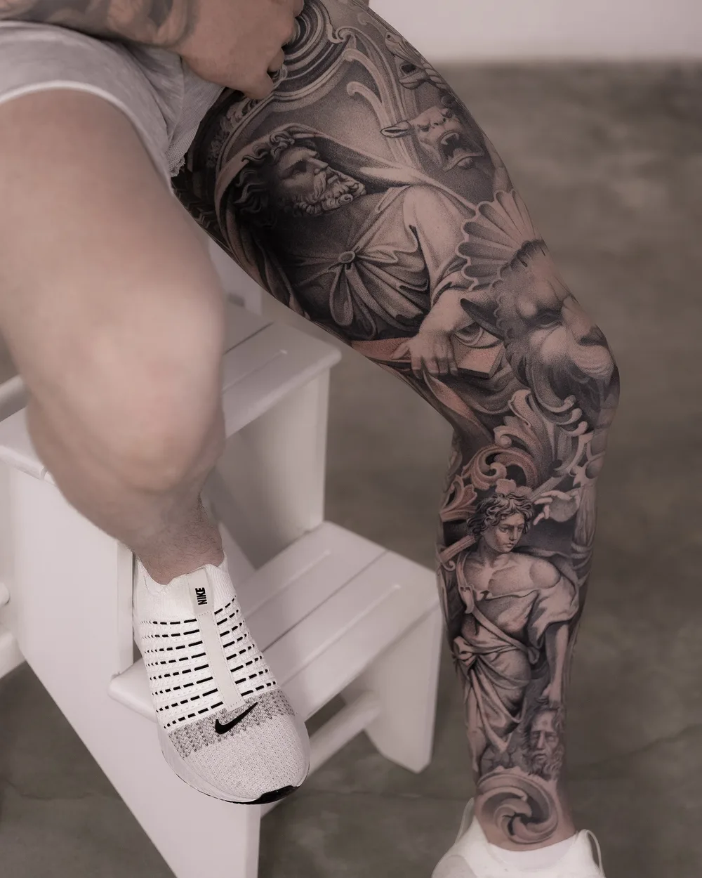 El "Imperio Romano" en los Tatuajes Monumentales de Evgeny Antsupov - image 2