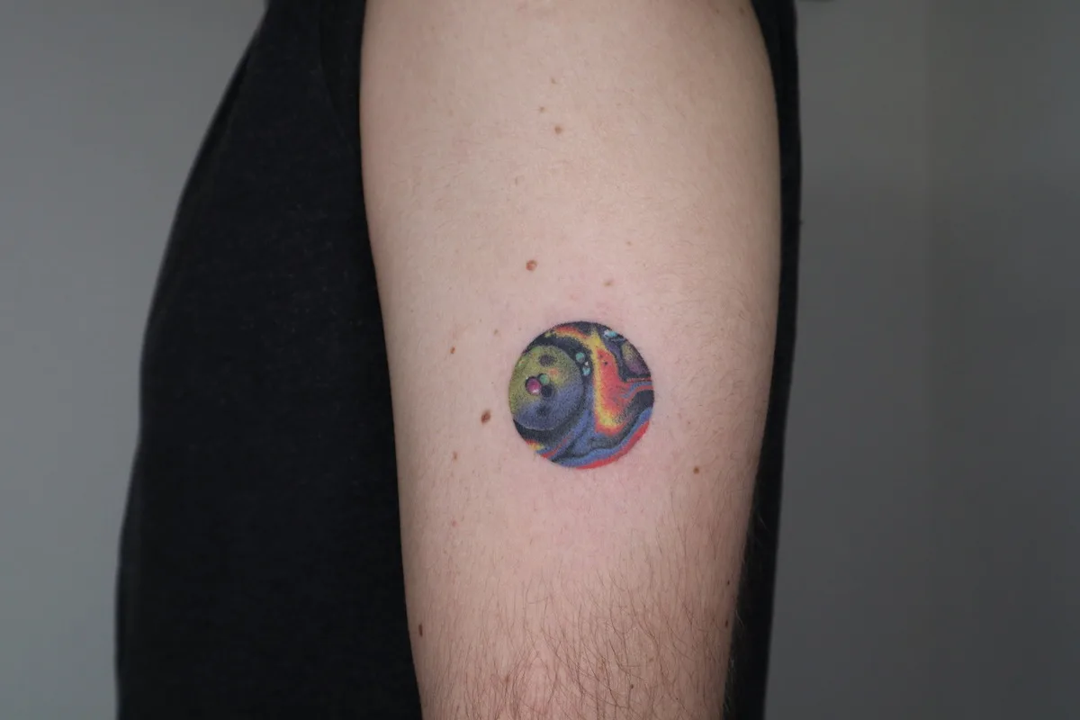 Blekanddots: How Color Theory and Composition Shape a Tattoo Artist - image 16