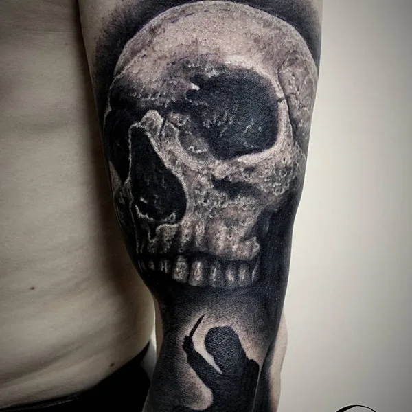 Реализм tattoo by Виктор Павлюченко in Екатеринбург