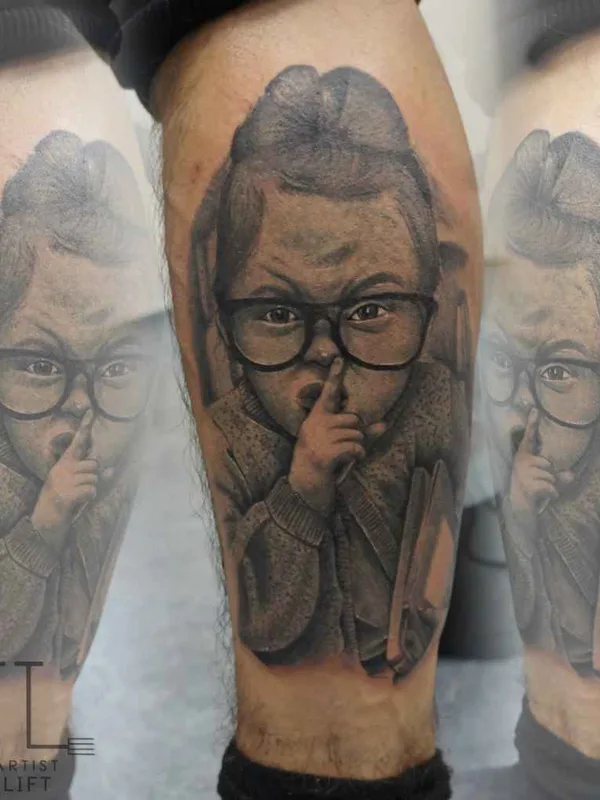 black and grey realism татуировка на calf #14199 | Тату мастер Danis Lift