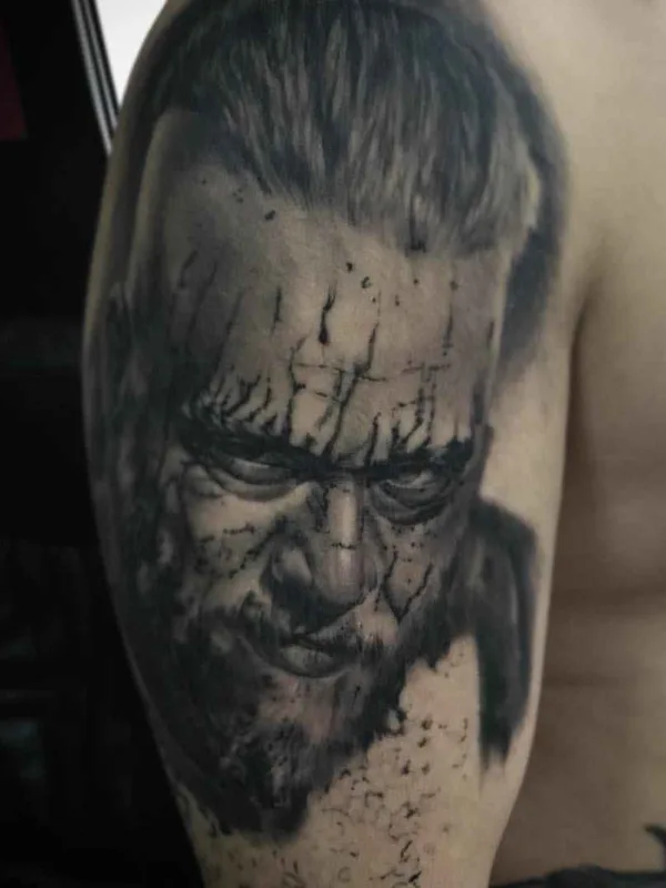 male black and grey realism татуировка на upper arm #11226 | Тату мастер Глеб Фурсов