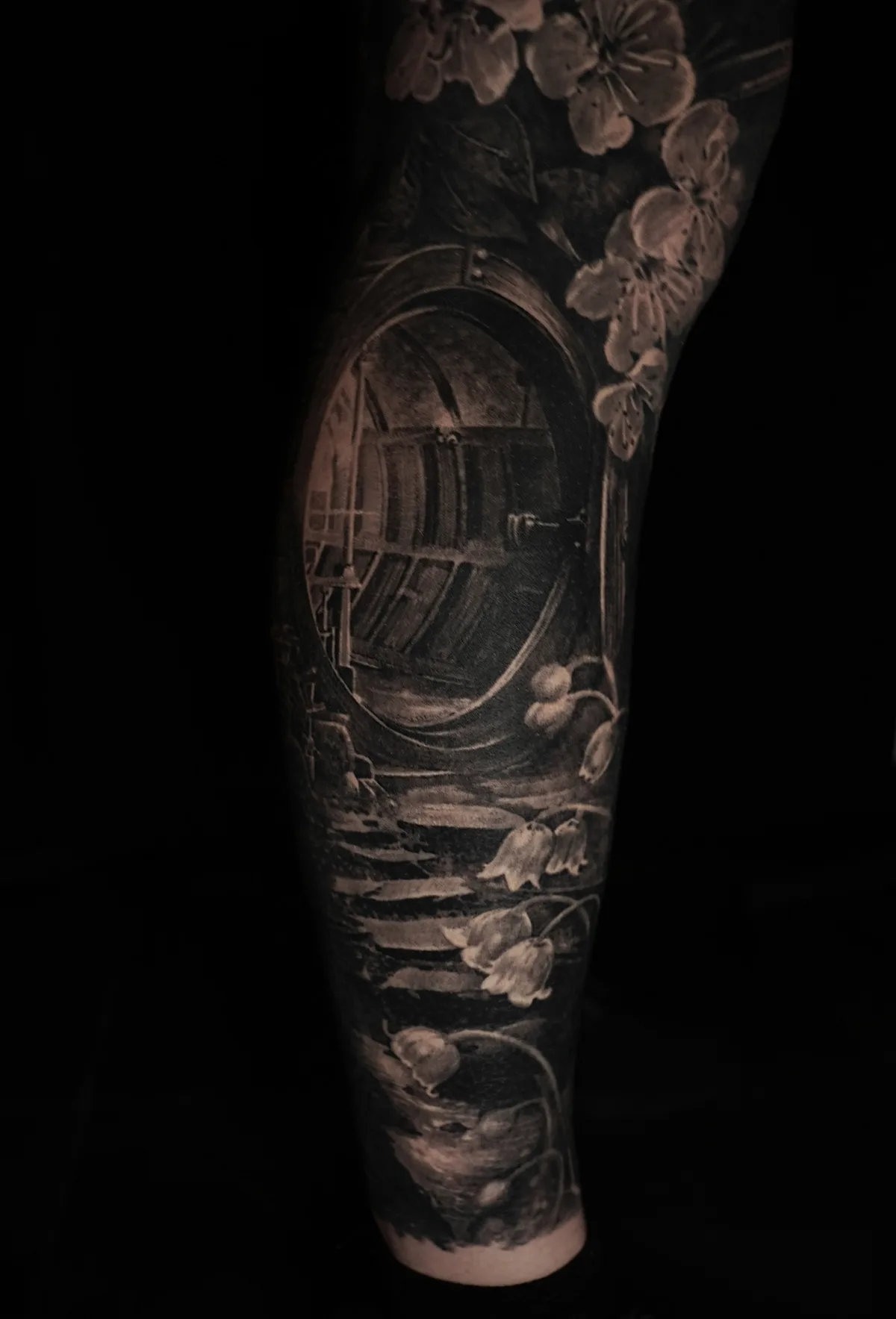 Cinema and Art in the Black & Grey Realism of Owen Paulls - image 4