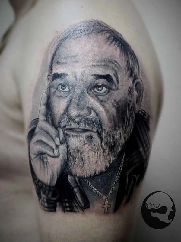 black and grey realism татуировка на shoulder #17967 | Тату мастер Postoronnie