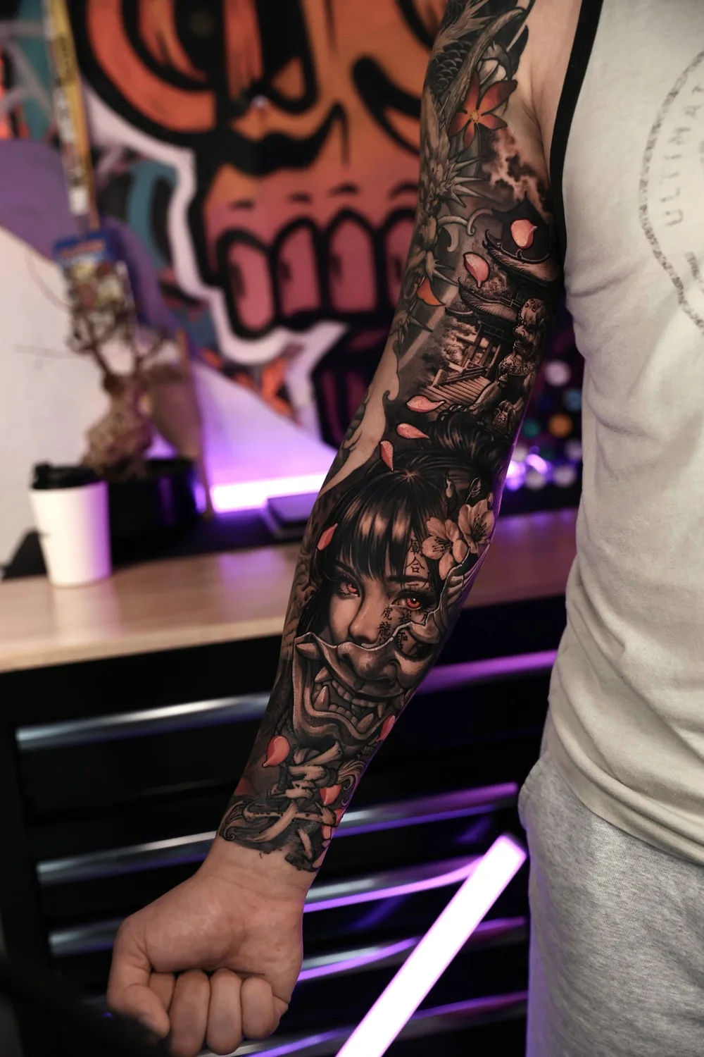 The Dramatic Language of Black & Grey: tattoo artist Taras Dmytruk - image 3