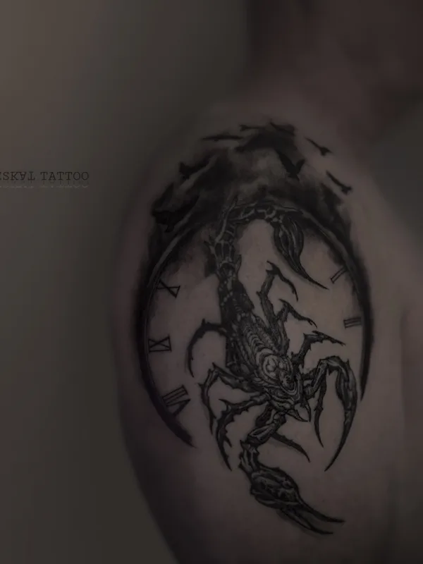 male blackandgrey graphic tatouage #83503 | Artiste tatoueur Антон Курочкин