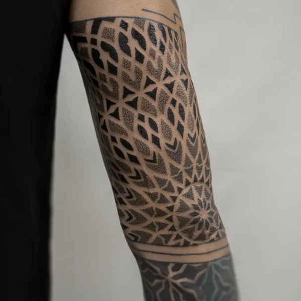 Dotwork tattoo by Artem Fomichev in Moscow