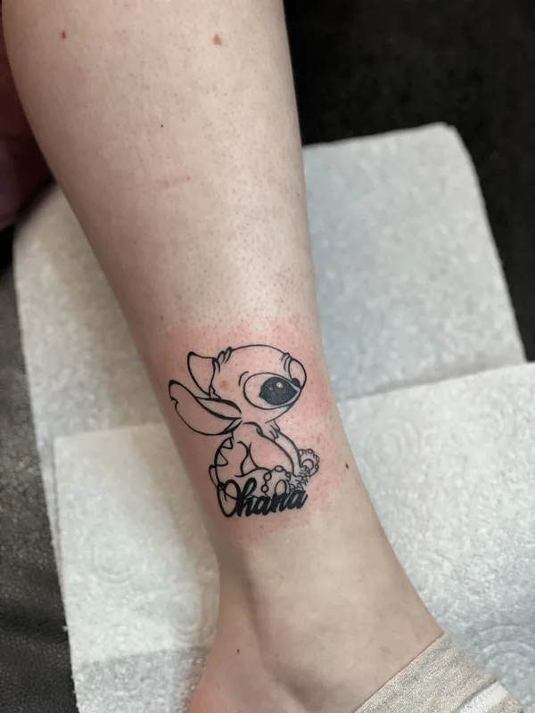 black linework татуировка на ankle #89854 | Тату мастер Daniel Goudie