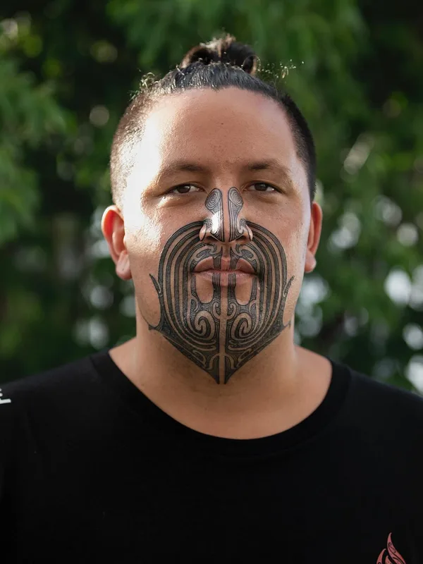 male black tribal tattoo auf face #88520 | Tätowierer Lance Ngata