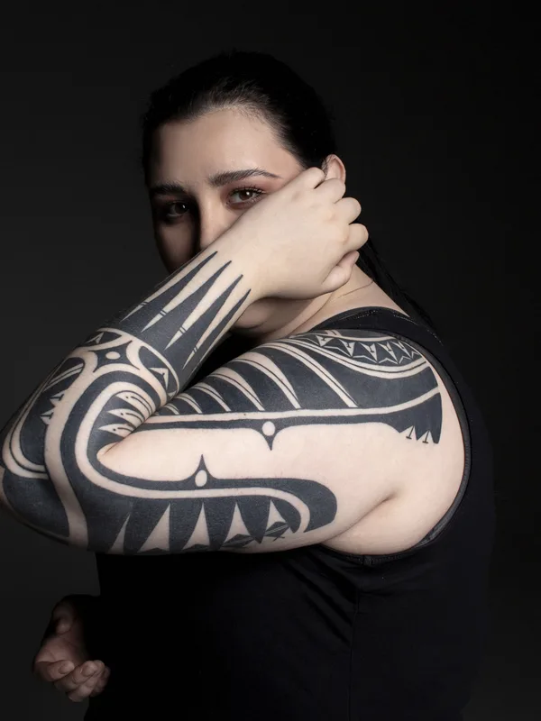female black tribal Tatuaggio su sleeve #84368 | Tatuatore Maxim Desnev