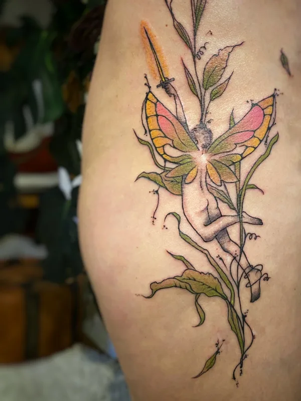 female color illustrative tatouage sur thigh #85735 | Artiste tatoueur May