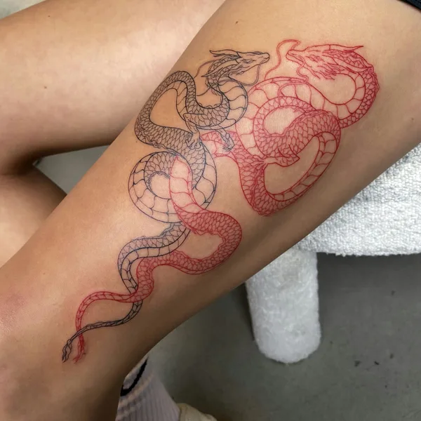 Fine Line tattoo by Saskia Patrice in Zürich