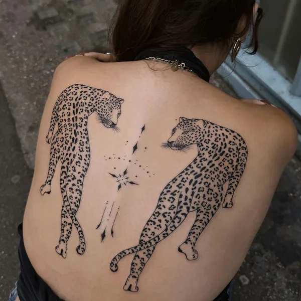 Fine Line tattoo by Saskia Patrice in Zürich