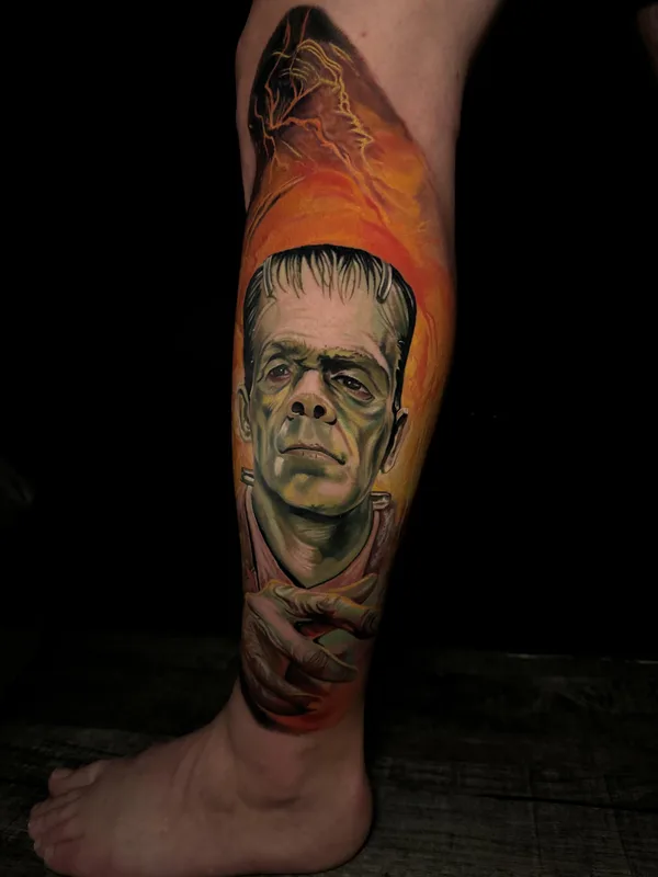 male color horror Tatuagem em calf #88606 | Tatuador Sean McCready