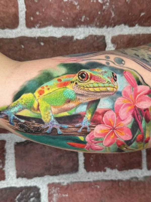 female color surrealism Tatuagem em forearm #88609 | Tatuador Sean McCready