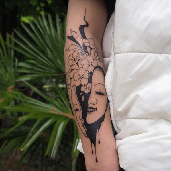 whipshading tattoo by Tais in Белград