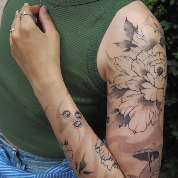 whipshading tattoo by Tais in Белград