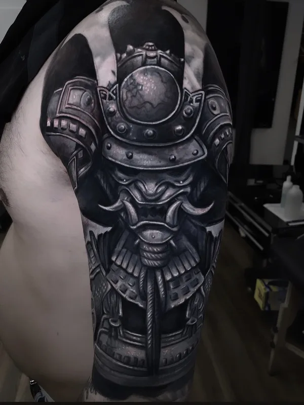 male blackandgrey realism татуировка на shoulder #86260 | Тату мастер Tomek Glinski