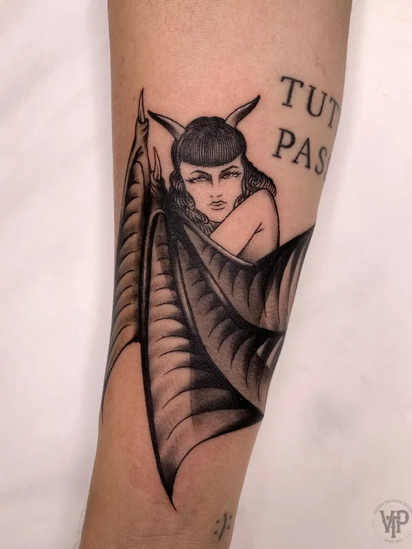 female blackandgrey Traditional татуировка на arm #85926 | Тату мастер Valera Pashkov | Cover-up Tattoo Lisbon