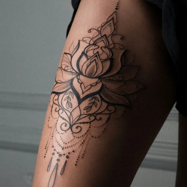 Fine Line tattoo by Vitalina Bender in Leipzig
