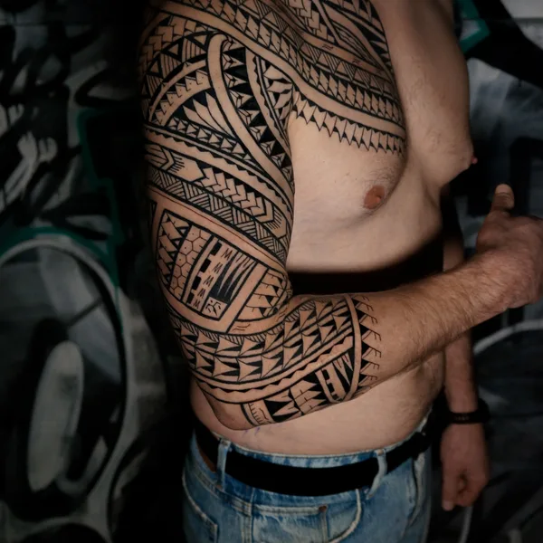 Polynesian tattoo by Анастасия Барченко in Saint Petersburg