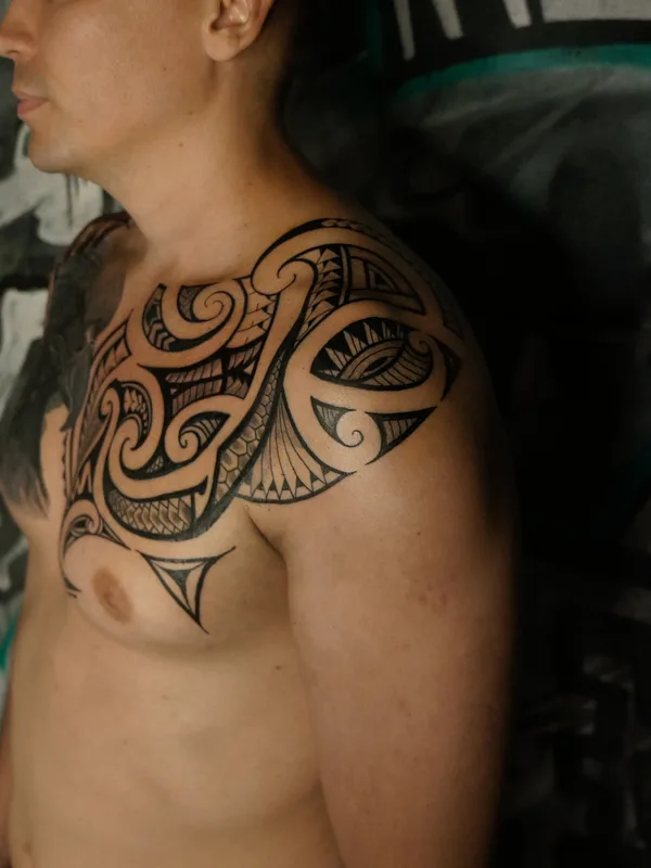 male black tribal Tatuagem em chest #84553 | Tatuador Анастасия Барченко