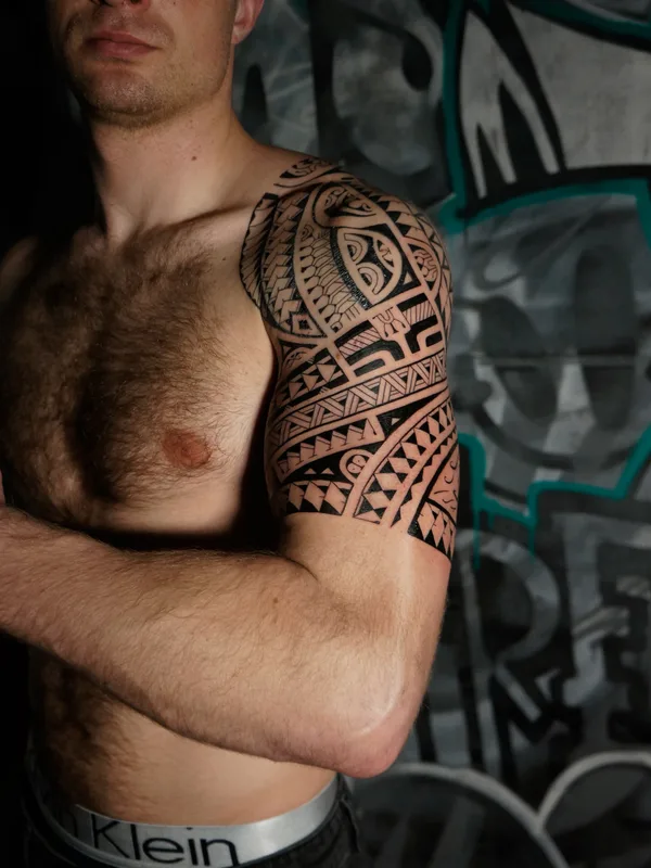 male black tribal Tatuagem em full sleeve #84555 | Tatuador Анастасия Барченко