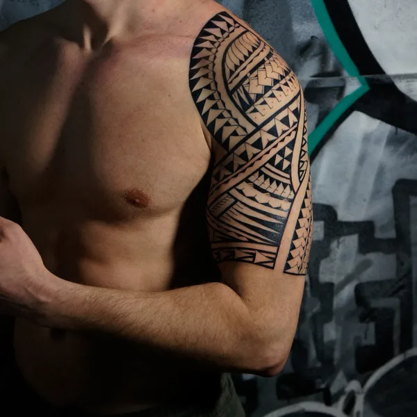 Polynesian tattoo by Анастасия Барченко in Saint Petersburg
