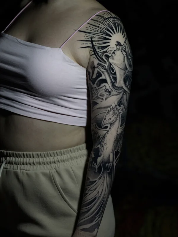 female blackandgrey graphic татуировка на sleeve #84277 | Тату мастер Андрей Indigo