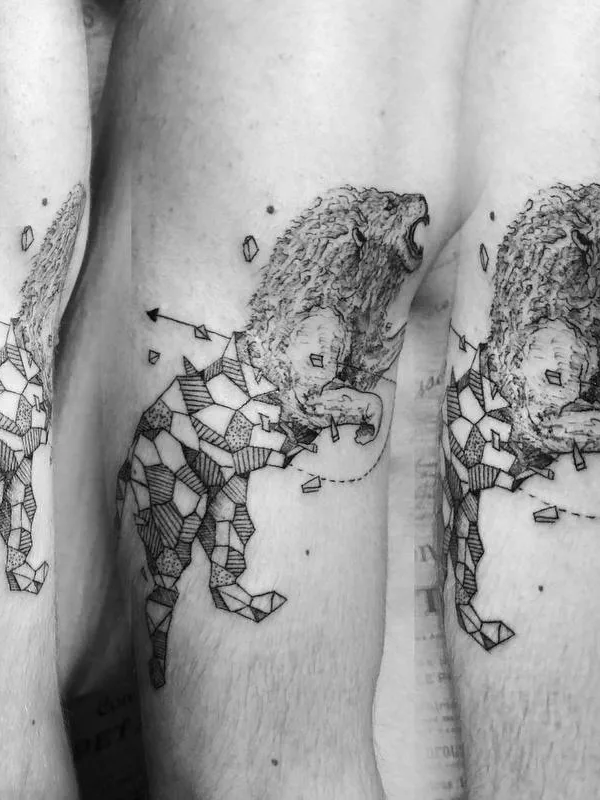 black and grey geometric татуировка на bicep #89166 | Тату мастер Андрей Жуков