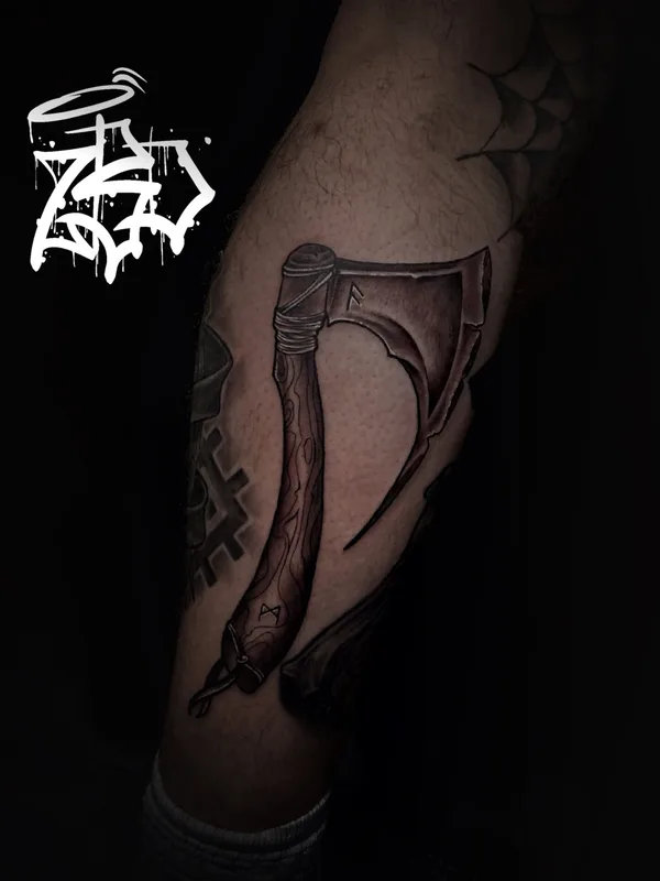 male black Traditional tattoo auf shin #86330 | Tätowierer Антон Дейхин 