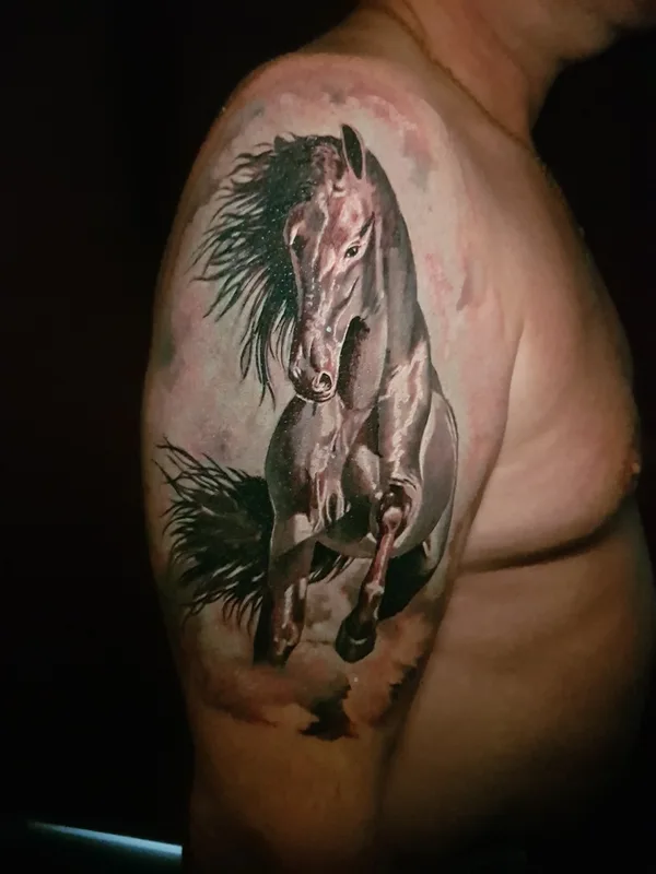 male black and grey realism татуировка на shoulder #90002 | Тату мастер Дмитрий Чикаев