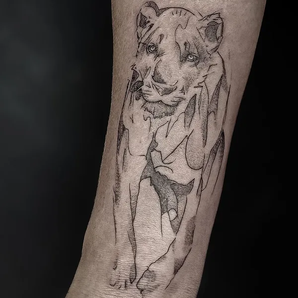 whipshading tattoo by Джонатан Арран in Пенза