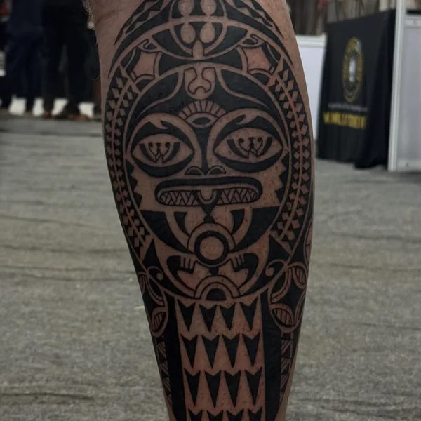Polynesian tattoo by Максим Пархоменко  in Moscow