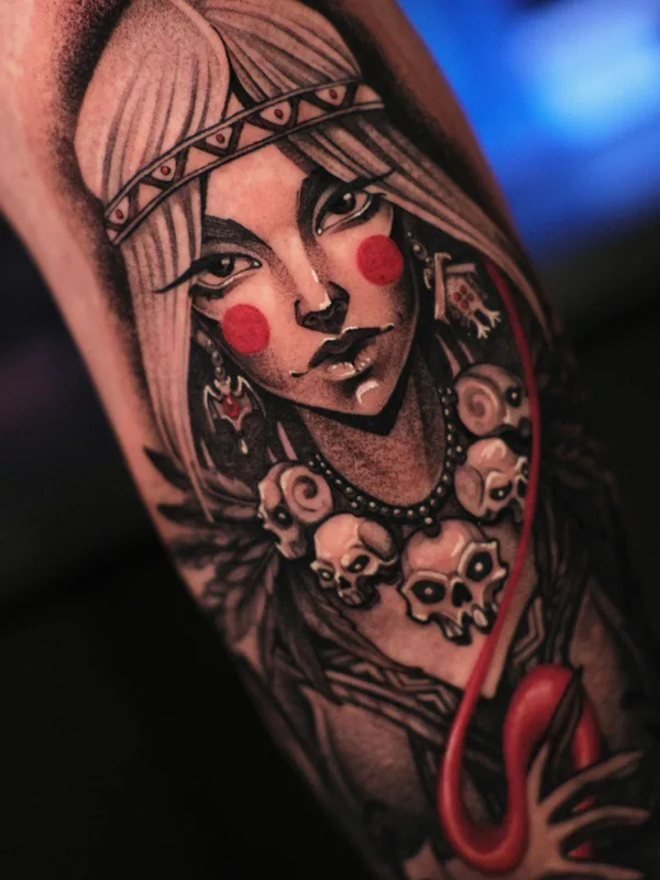 female color graphic tatuaje en leg #85255 | Tatuador Маруся