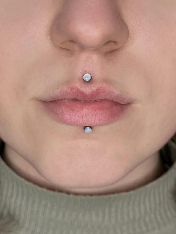female black and grey татуировка на face #89018 | Тату мастер Николай Гребенников 