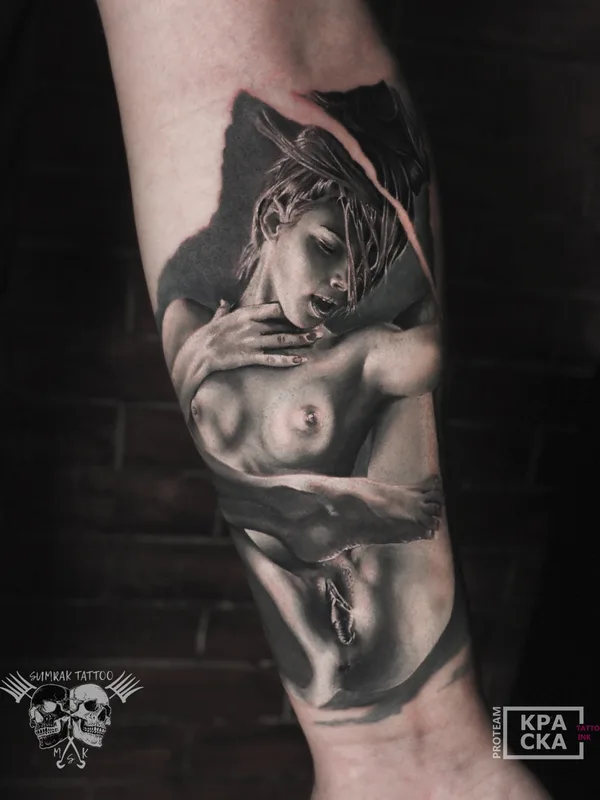female black and grey realism 타투 부위 forearm #85578 | 타투이스트 Саня Сумрак